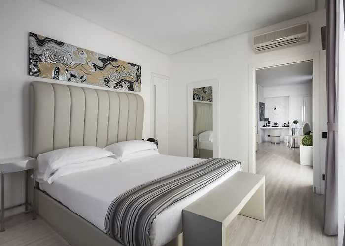 Lhp Santa Margherita Palace &